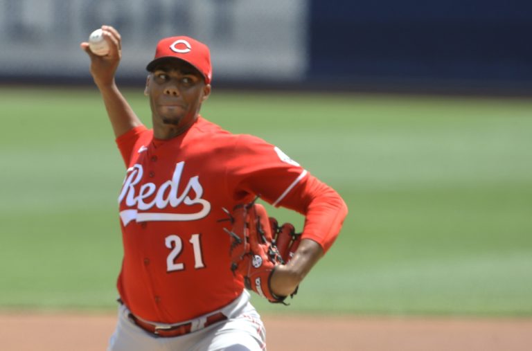 Reds lose to Pirates despite tossing no-hitter