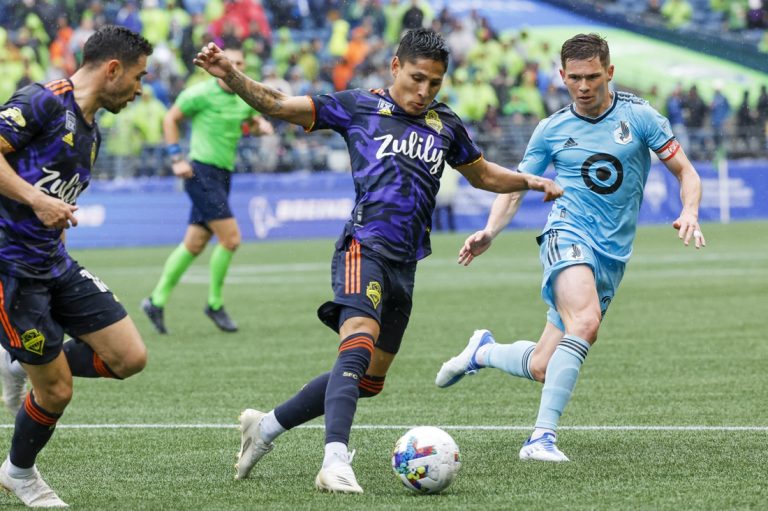 Sounders top Minnesota United to snap MLS losing streak