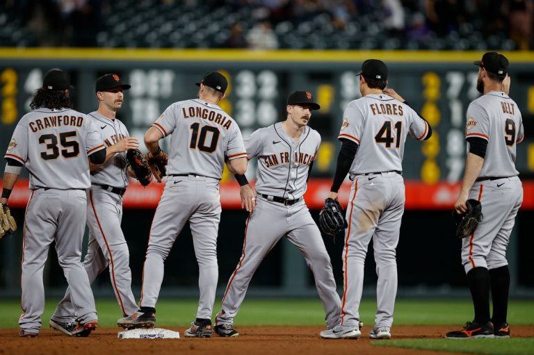 Alex Cobb, Giants look to keep rolling over Rockies