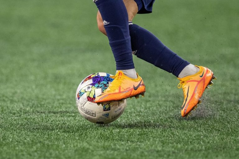 Revs score in 89th minute to topple FC Cincinnati