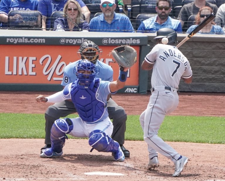 White Sox down struggling Royals in DH opener