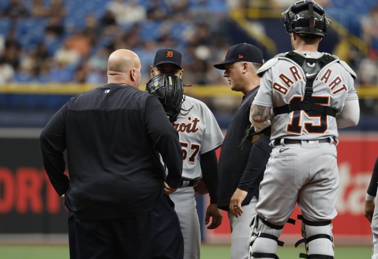 Rays’ Isaac Paredes hits two HRs to sink Tigers, his former team