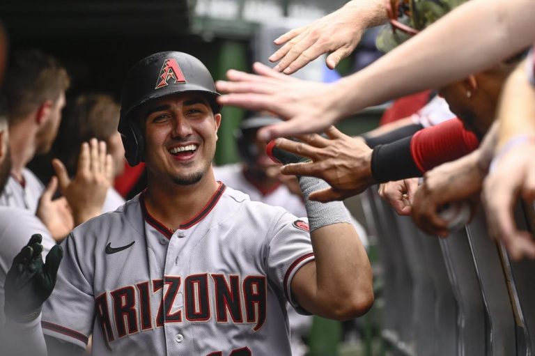 After winning two from Cubs, D-backs look for more