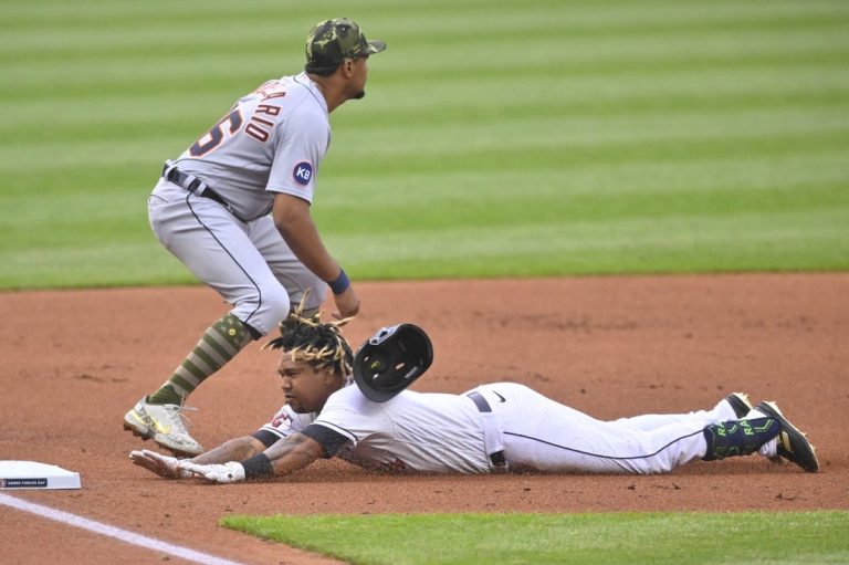 Guardians use 4-run sixth to take down Tigers