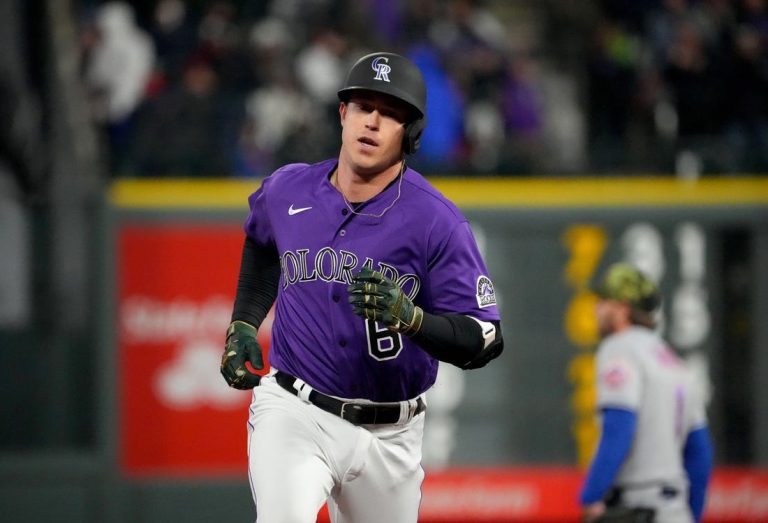 Rockies drub Mets 11-3 to split doubleheader