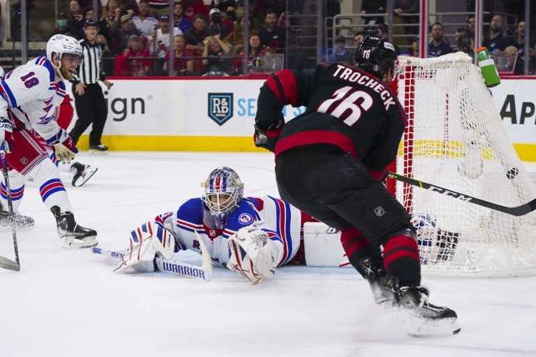Hurricanes go up 3-2 on Rangers, keep home playoff record pristine