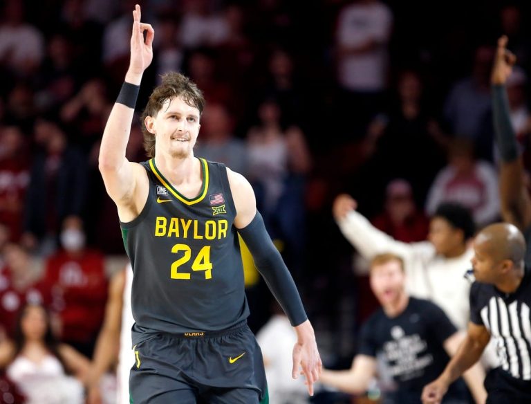 Baylor transfer Matthew Mayer picks Illinois