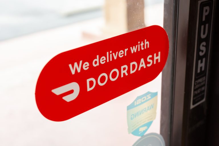DoorDash Reports Q1 EPS Miss, Better Than Expected Revenues