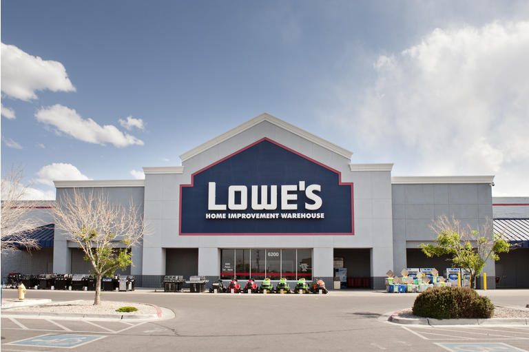 Lowe’s Companies Reports Q1 EPS Beat, Provides 2022 Guidance