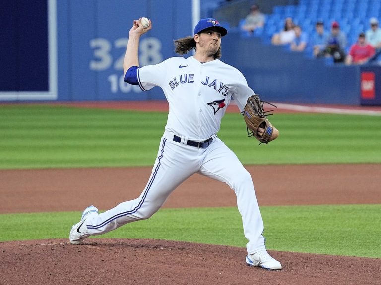 MLB Twins, Jays look to win rubber match of weekend series