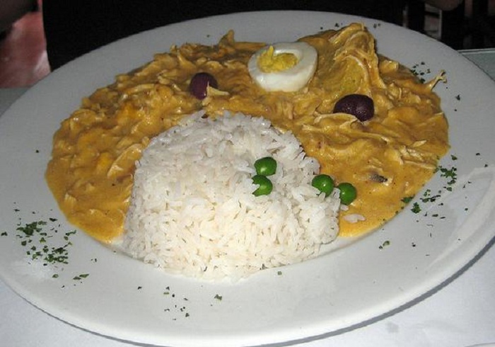 Peruvian Spicy Creamed Chicken (Aji De Gallina)