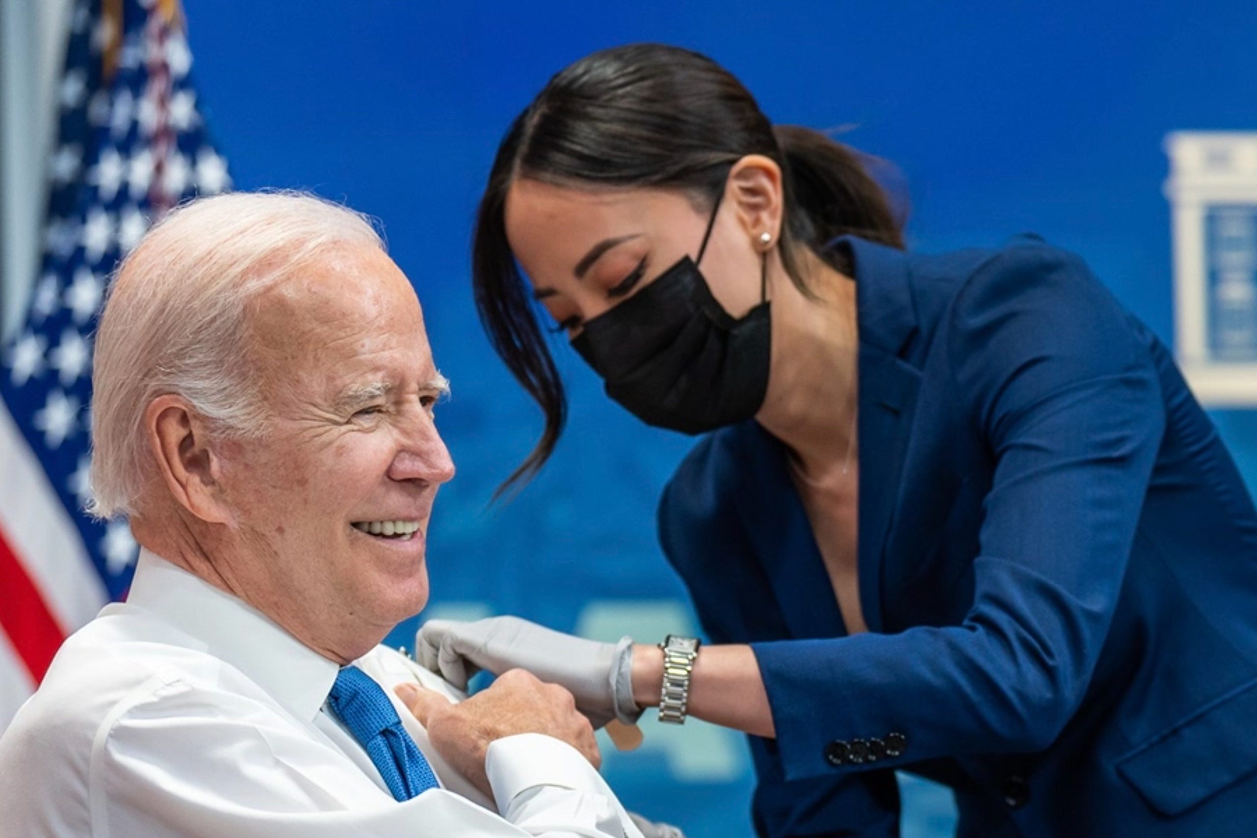 Live Video: President Biden receives new COVID-19 vaccine booster