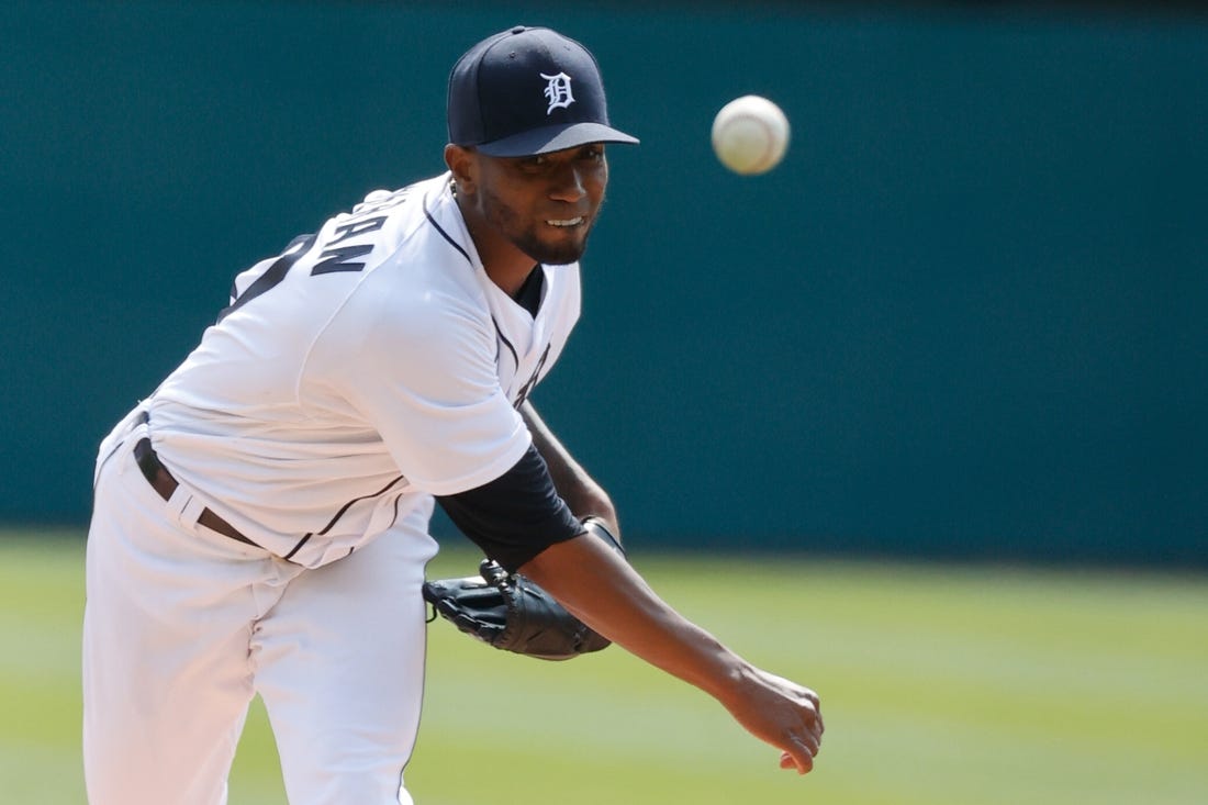 MLB News: Report: Padres sign veteran RHP Julio Teheran