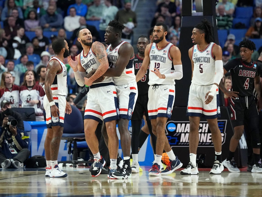Adama Sanogo, No. 25 UConn to face Buffalo