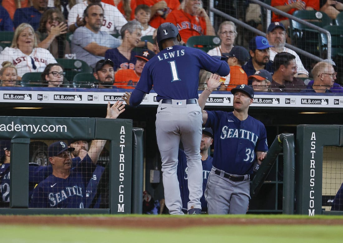 MLB News: Mariners send Kyle Lewis to D-backs for Cooper Hummel