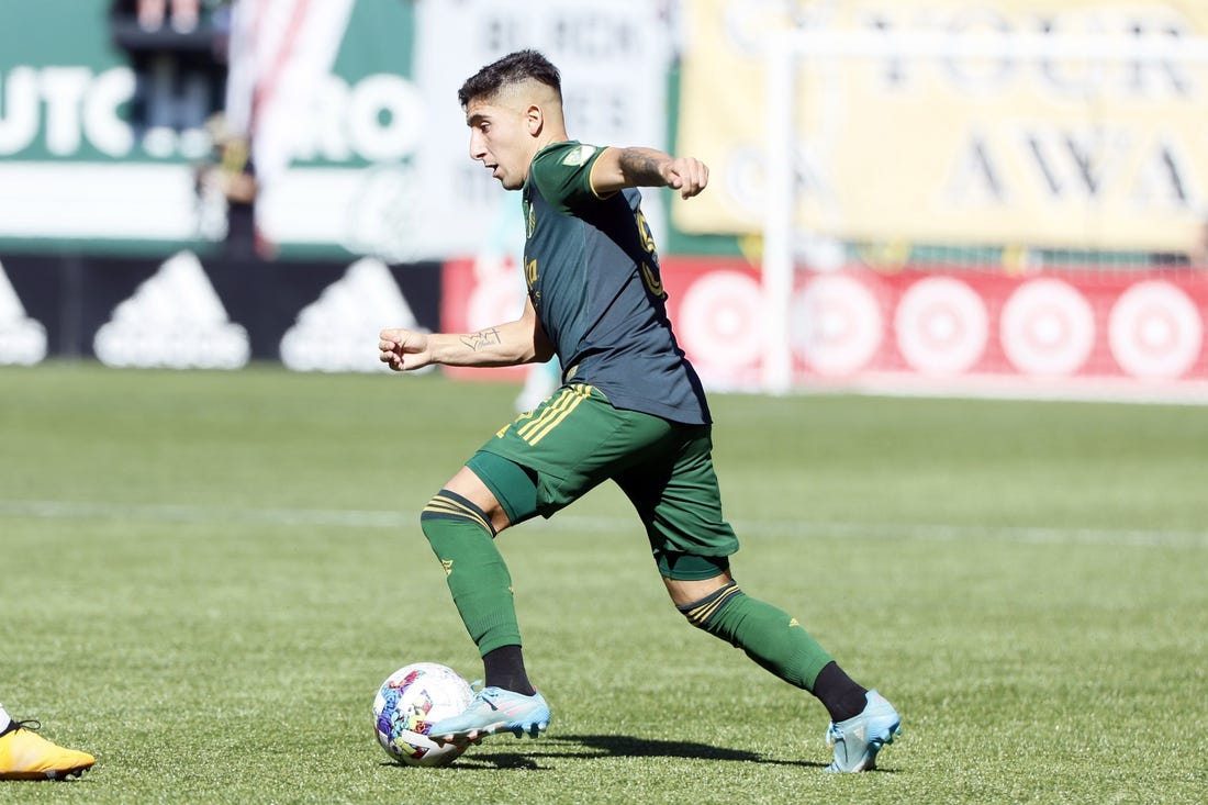 MLS News: Timbers sign D Claudio Bravo to extension