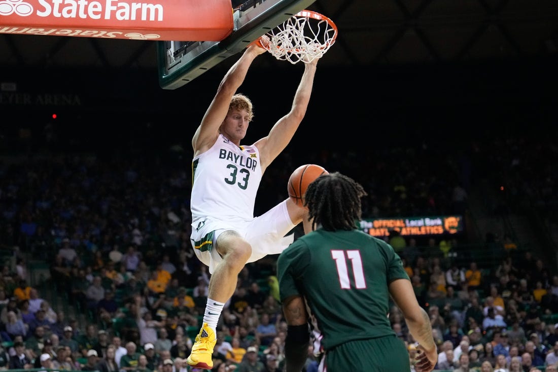 No. 5 Baylor trounces Mississippi Valley State in opener
