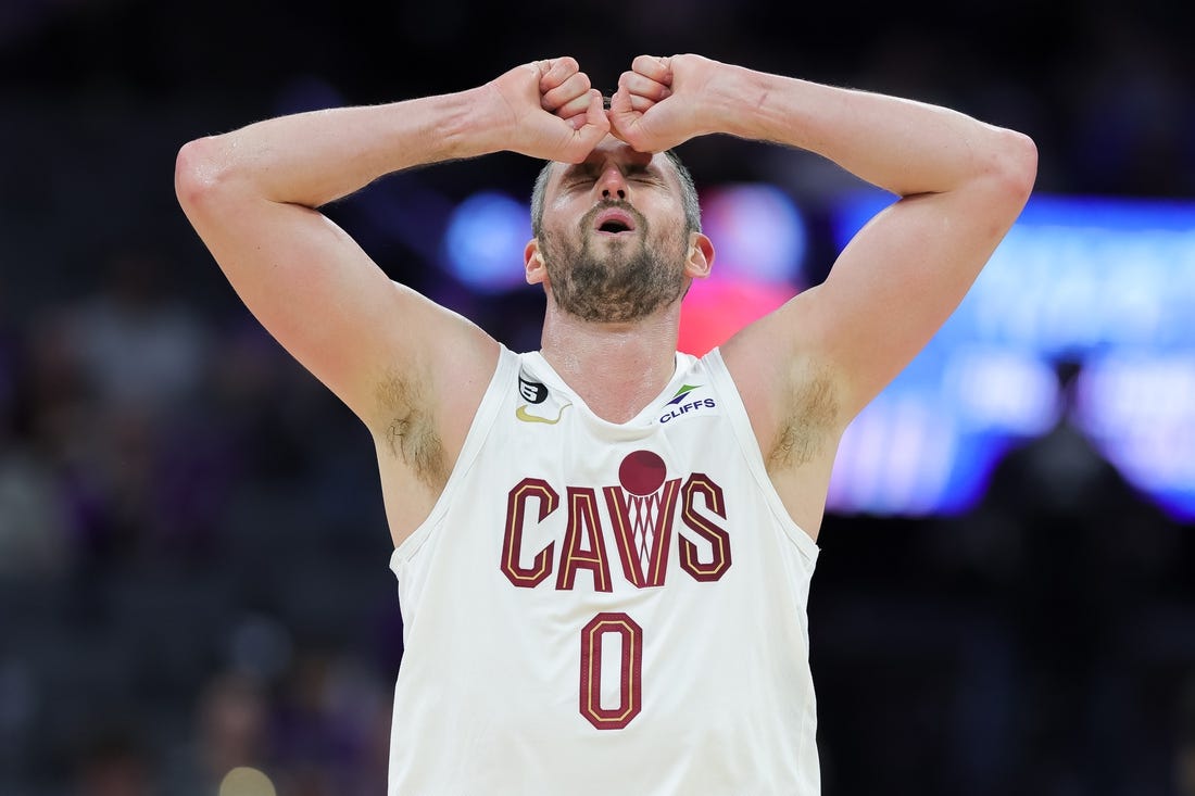 Cavaliers F Kevin Love (thumb) is day-to-day