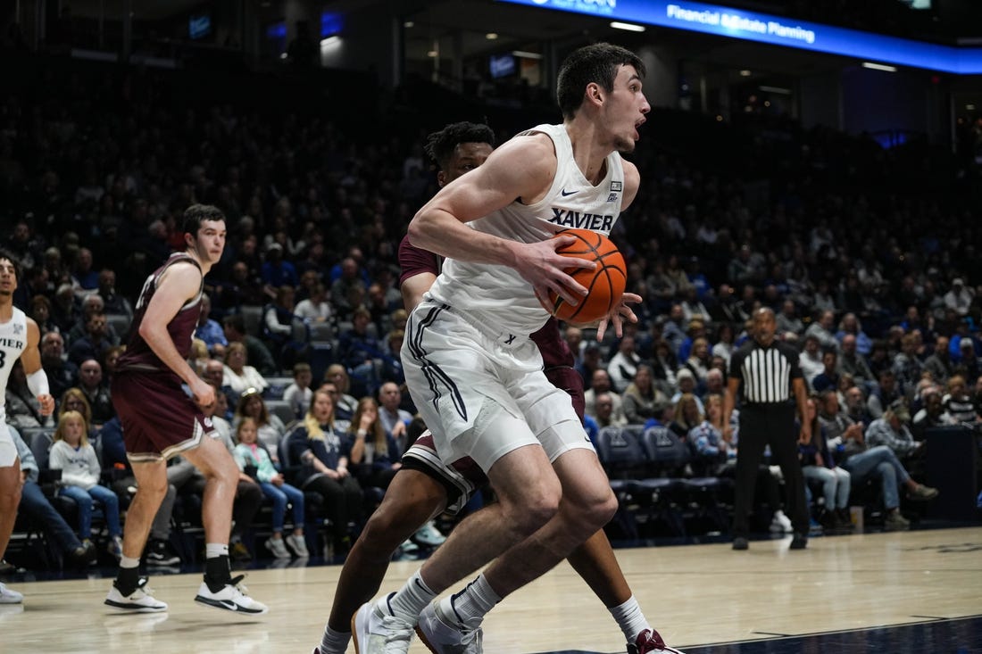 Hot-shooting Xavier looks to stay unbeaten, welcomes Fairfield
