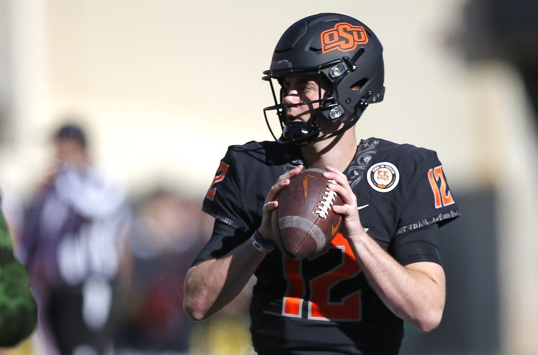 NCAAF News: Oklahoma St. takes over 4th quarter to topple Iowa St.