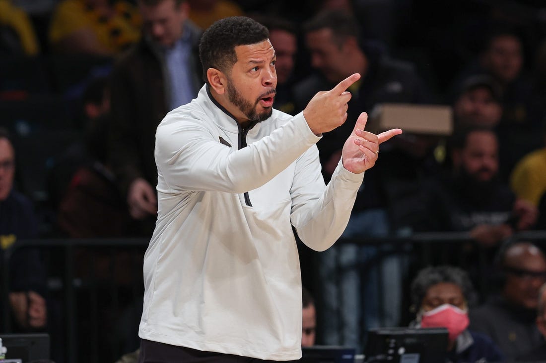 Second-half surge carries Pitt past William & Mary