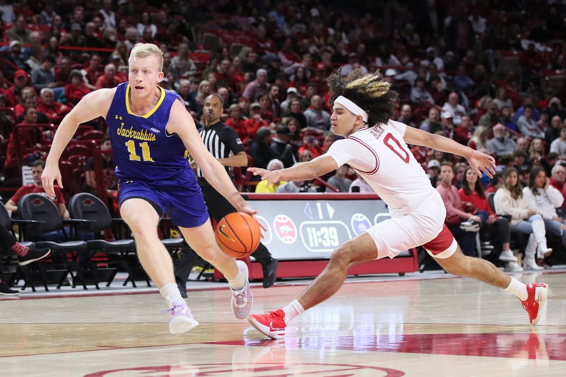 No. 9 Arkansas, No. 10 Creighton expect tough duel