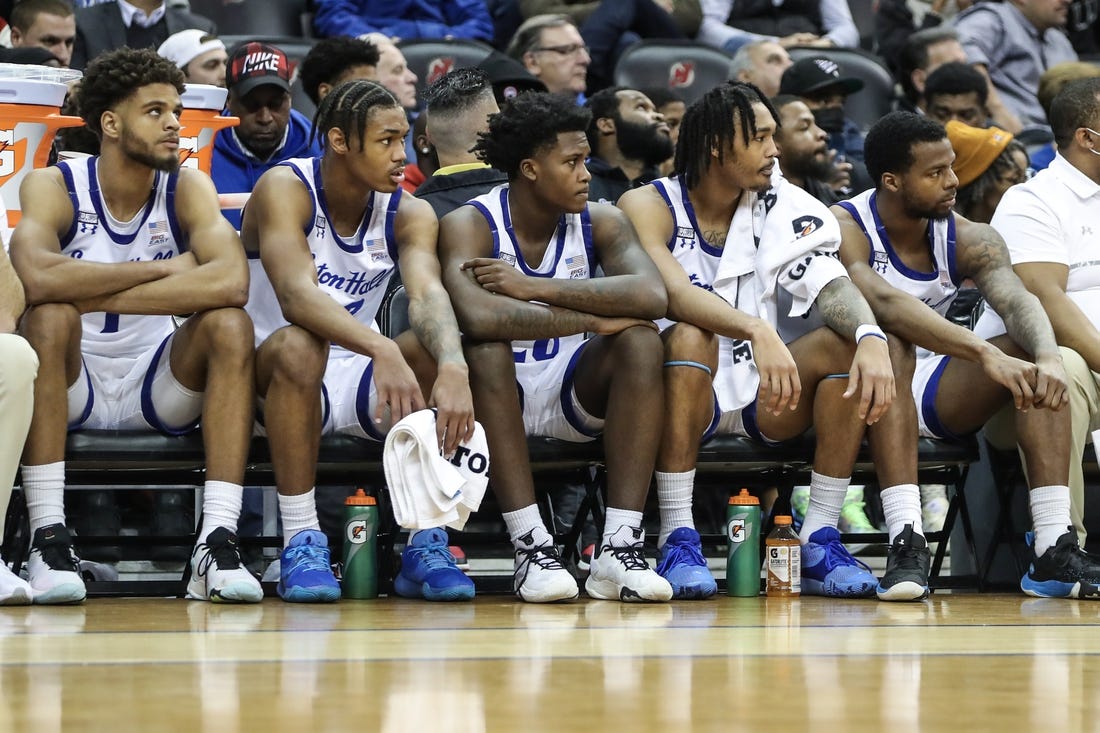 Seton Hall, Wagner coaches quite familiar with each other