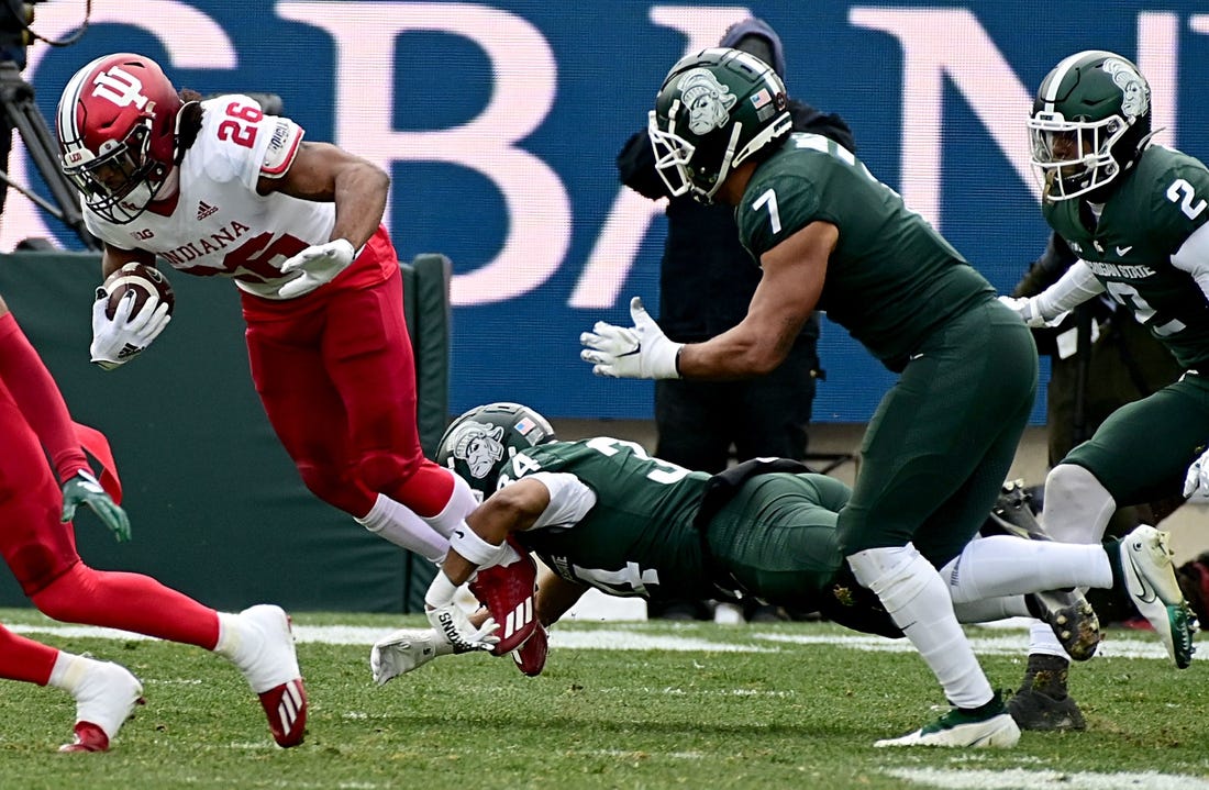 NCAAF News: Indiana halts slide, rallies past Michigan State in 2OT