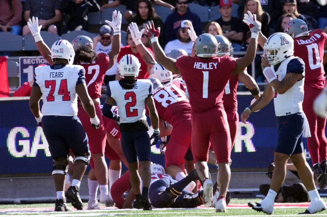 NCAAF News: Washington State gives former QB Jayden de Laura, Arizona a hard time in win