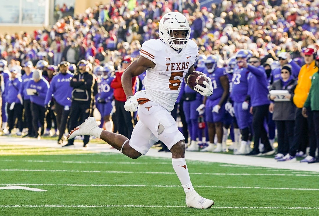 NCAAF News: No. 23 Texas eyes Big 12 title game, first must overcome Baylor