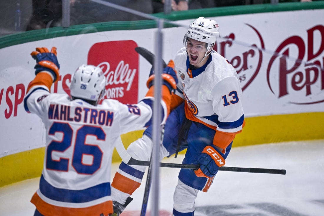 NHL News: Mathew Barzal getting going offensively as Isles visit Maple Leafs