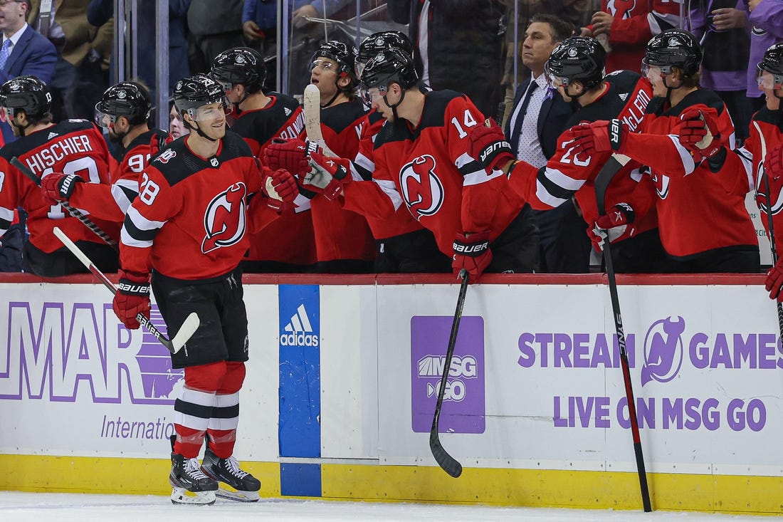 NHL News: Devils eye franchise-record 14th straight win in Maple Leafs rematch