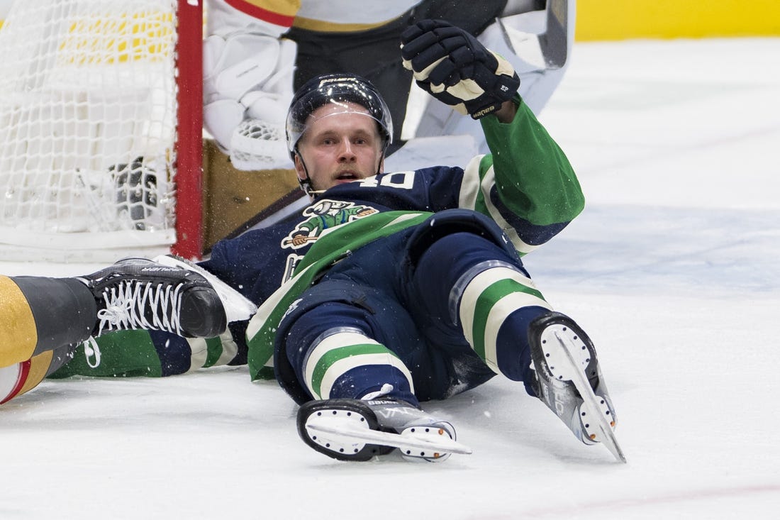 NHL News: Blown leads haunting Canucks ahead of Avs challenge