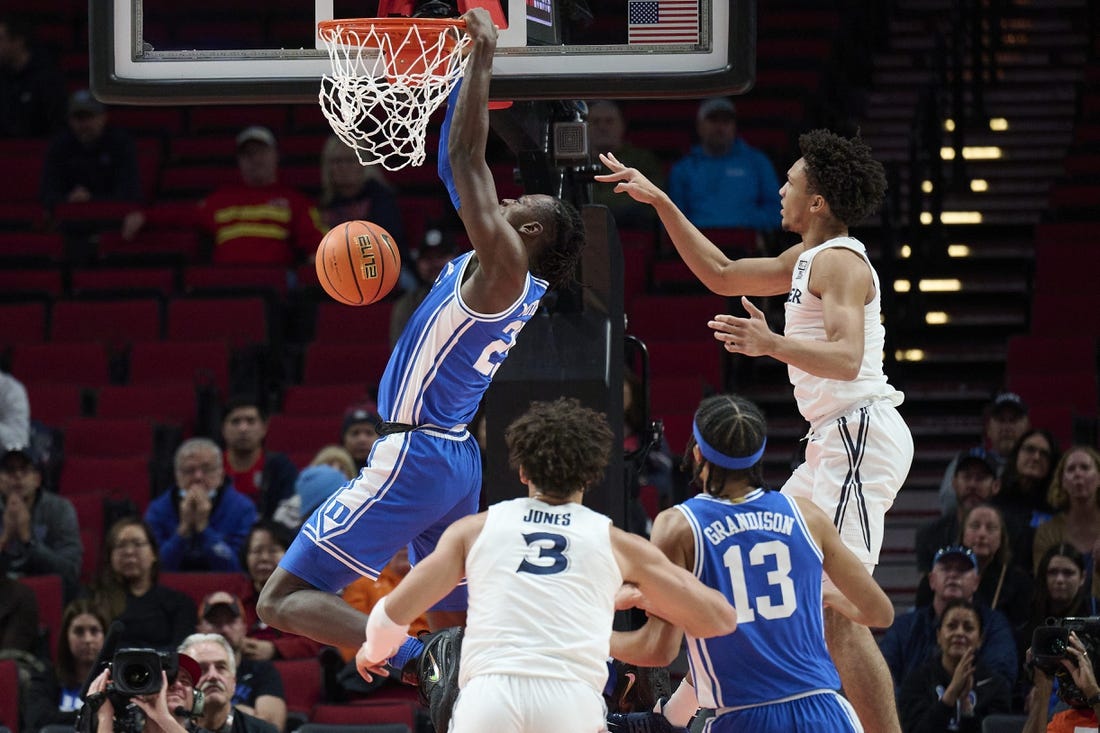 No. 8 Duke finds its offense, gets past Xavier into Legacy final