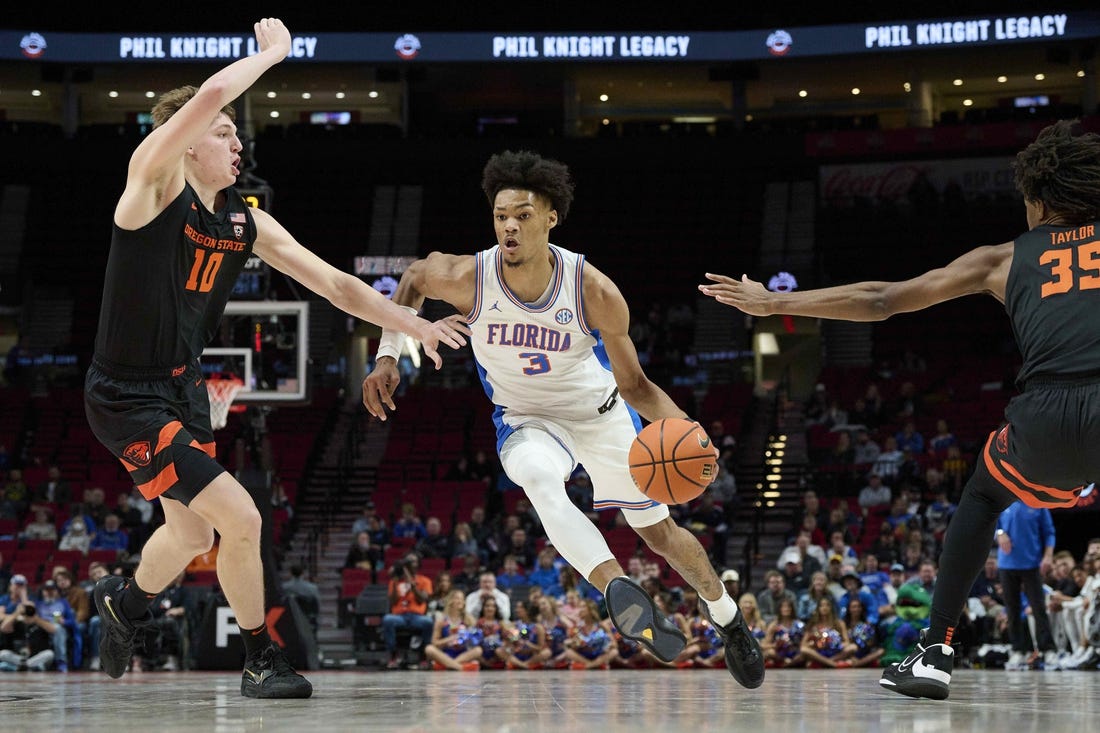 Florida races away from Oregon State with big first half