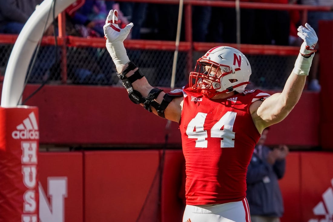 NCAAF News: Nebraska LB Garrett Nelson enters NFL draft