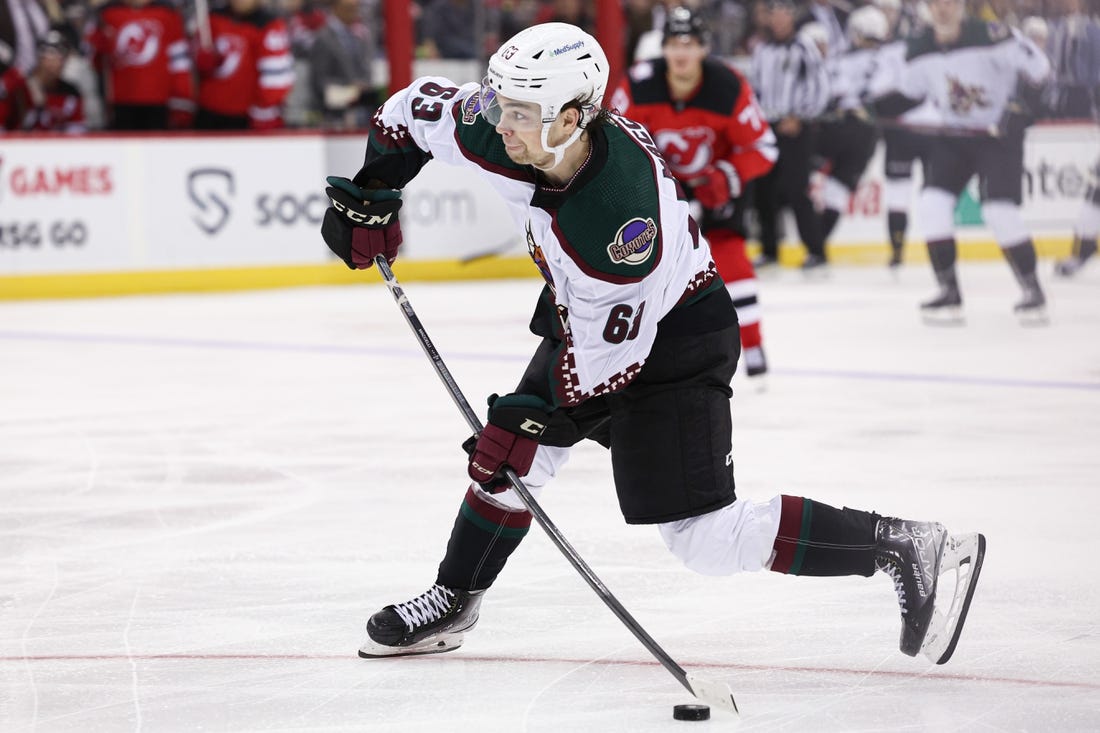 NHL News: Report: Coyotes F Matias Maccelli (lower body) out 6 weeks