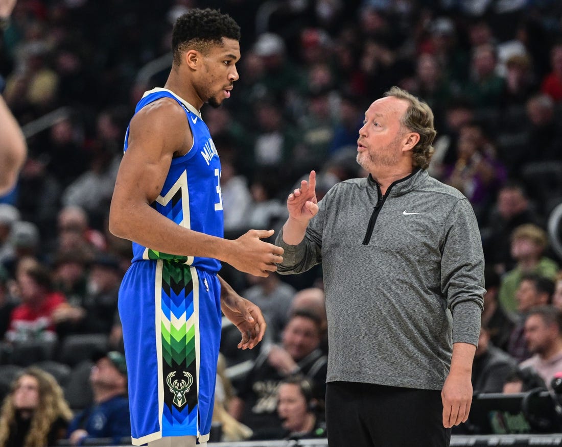 Bucks aim to end losing streak as they face Bulls