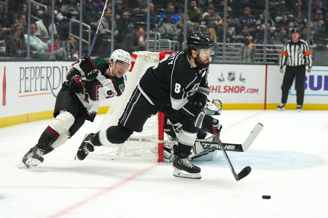 NHL News: Anze Kopitar tallies twice as Kings top Coyotes