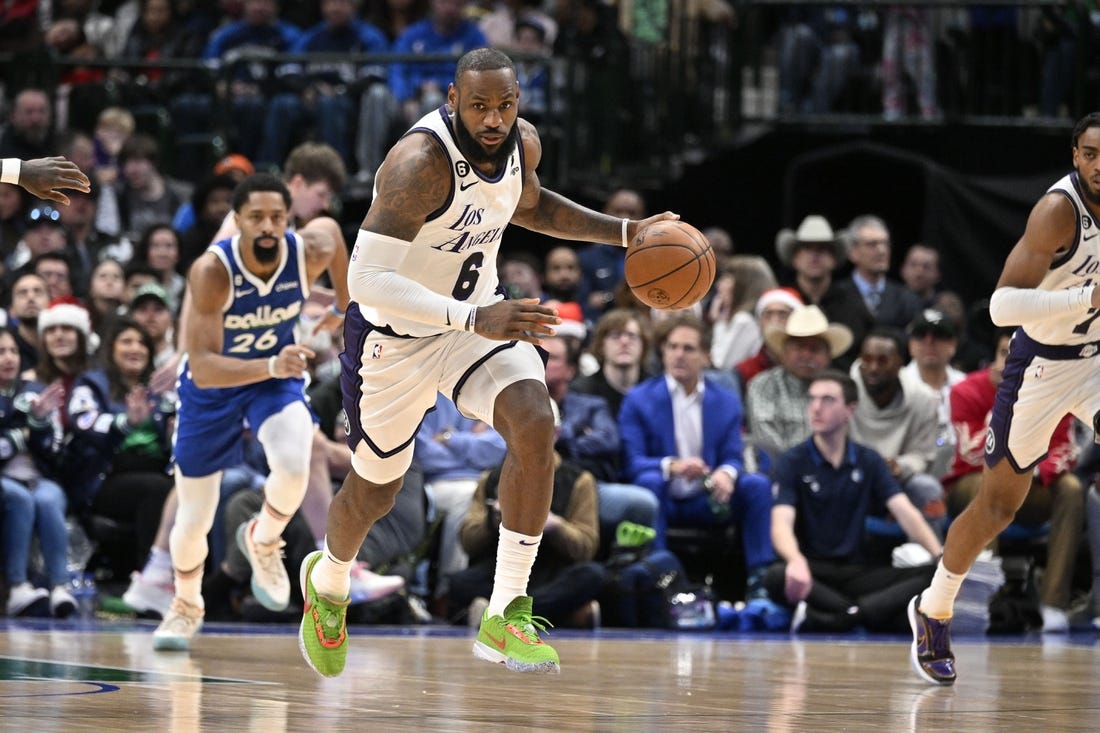 LeBron James, Lakers look to slow down Magic
