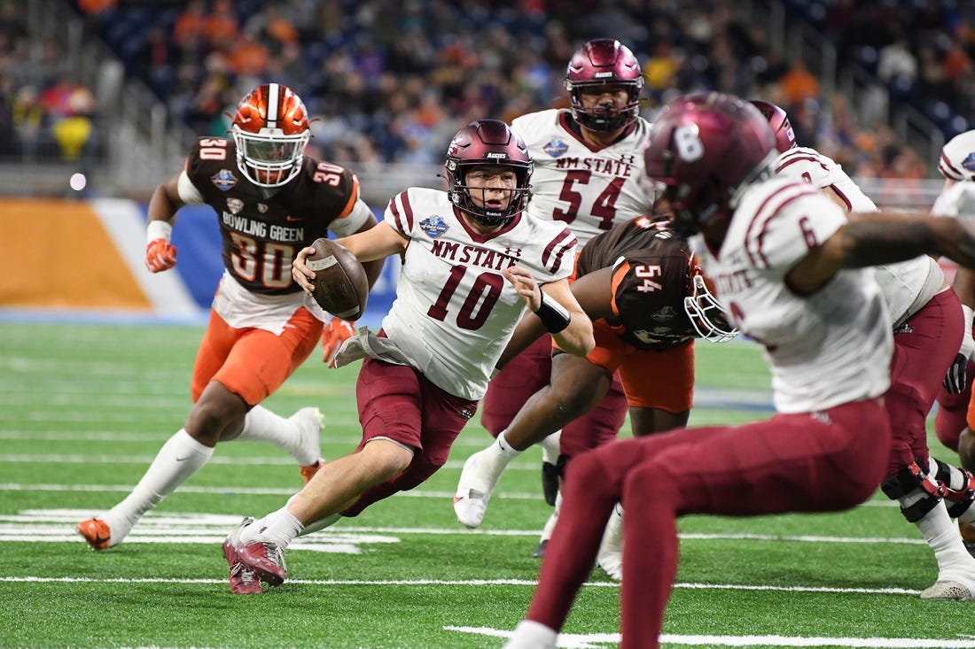 NCAAF News: New Mexico St. fends off Bowling Green, 24-19