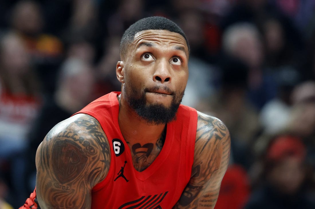 Blazers hope Damian Lillard puts on homecoming show vs. Warriors