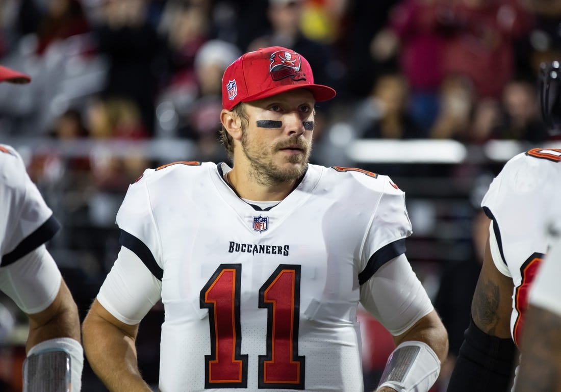 NFL News: Bucs QB Blaine Gabbert helped rescue family from water landing