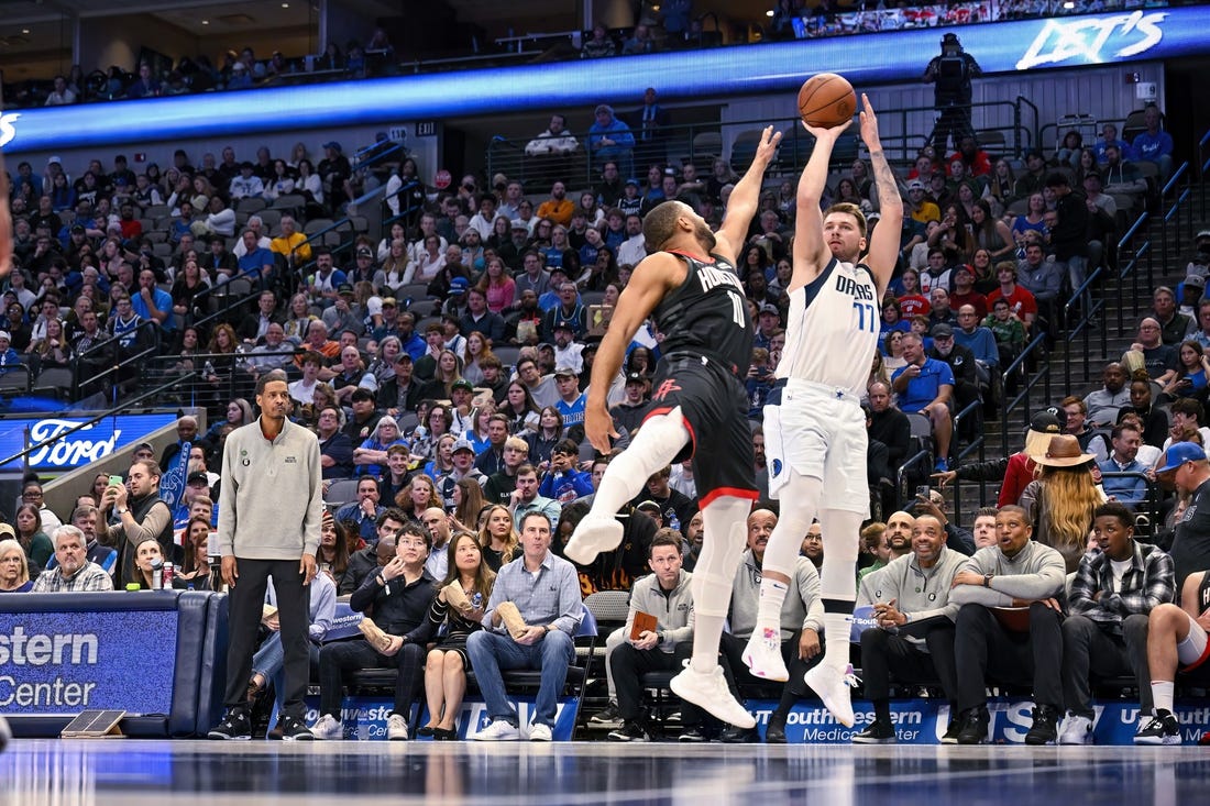 NBA roundup: Luka Doncic’s second straight triple-double carries Mavs