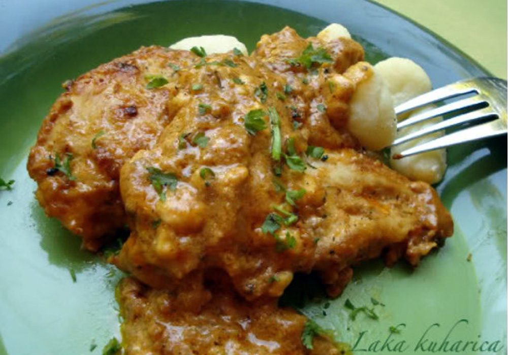 SLOW COOKER CHIPOTLE CHICKEN STEW