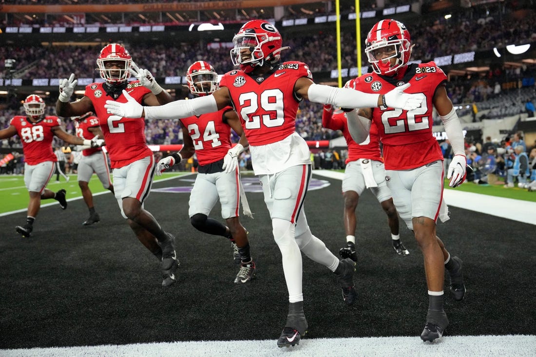 NCAAF News: No. 1 Georgia manhandles No. 3 TCU for second straight national title