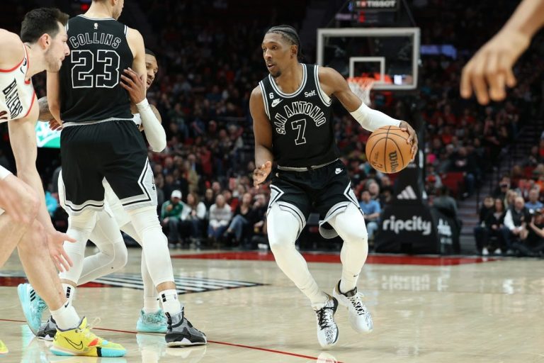 Reports: Pelicans acquire Josh Richardson from Spurs