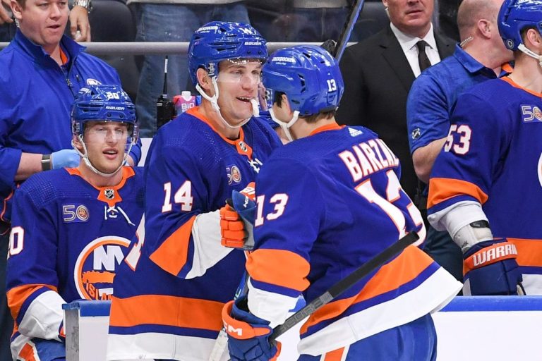 NHL News: Trade principals set to face ex-teams as Isles, Canucks clash