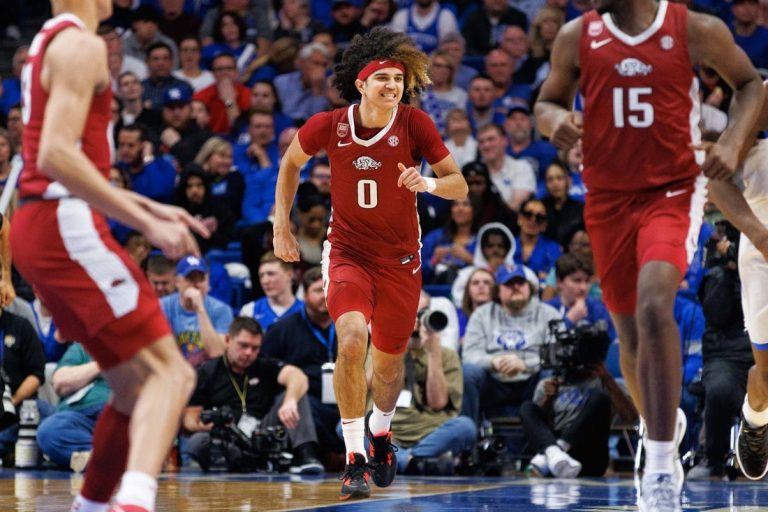 Arkansas, Mississippi State meet in midst of revivals