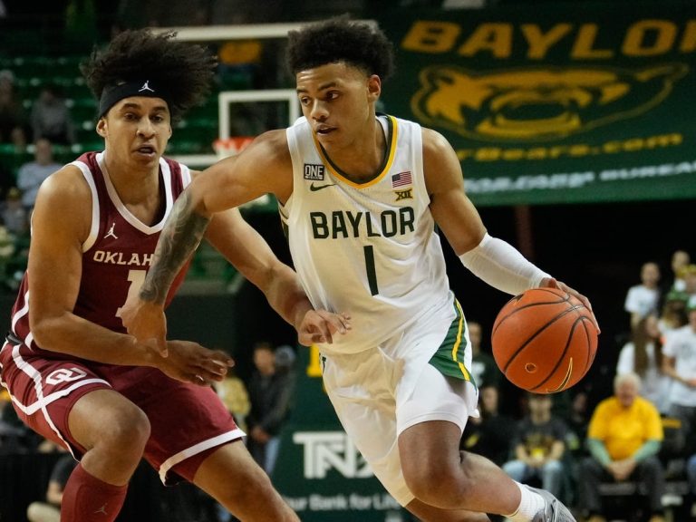 No. 14 Baylor dumps Oklahoma, wins 8th game in past 9